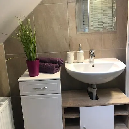 Anna Apartman Latrany